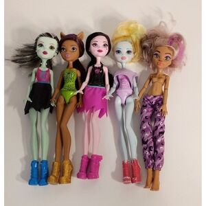 Monster High Doll Lot Of 5- Mixed Lot, Some Missing Clothing